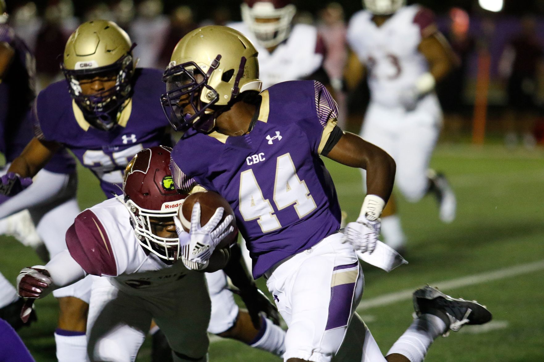 De Smet at CBC Football